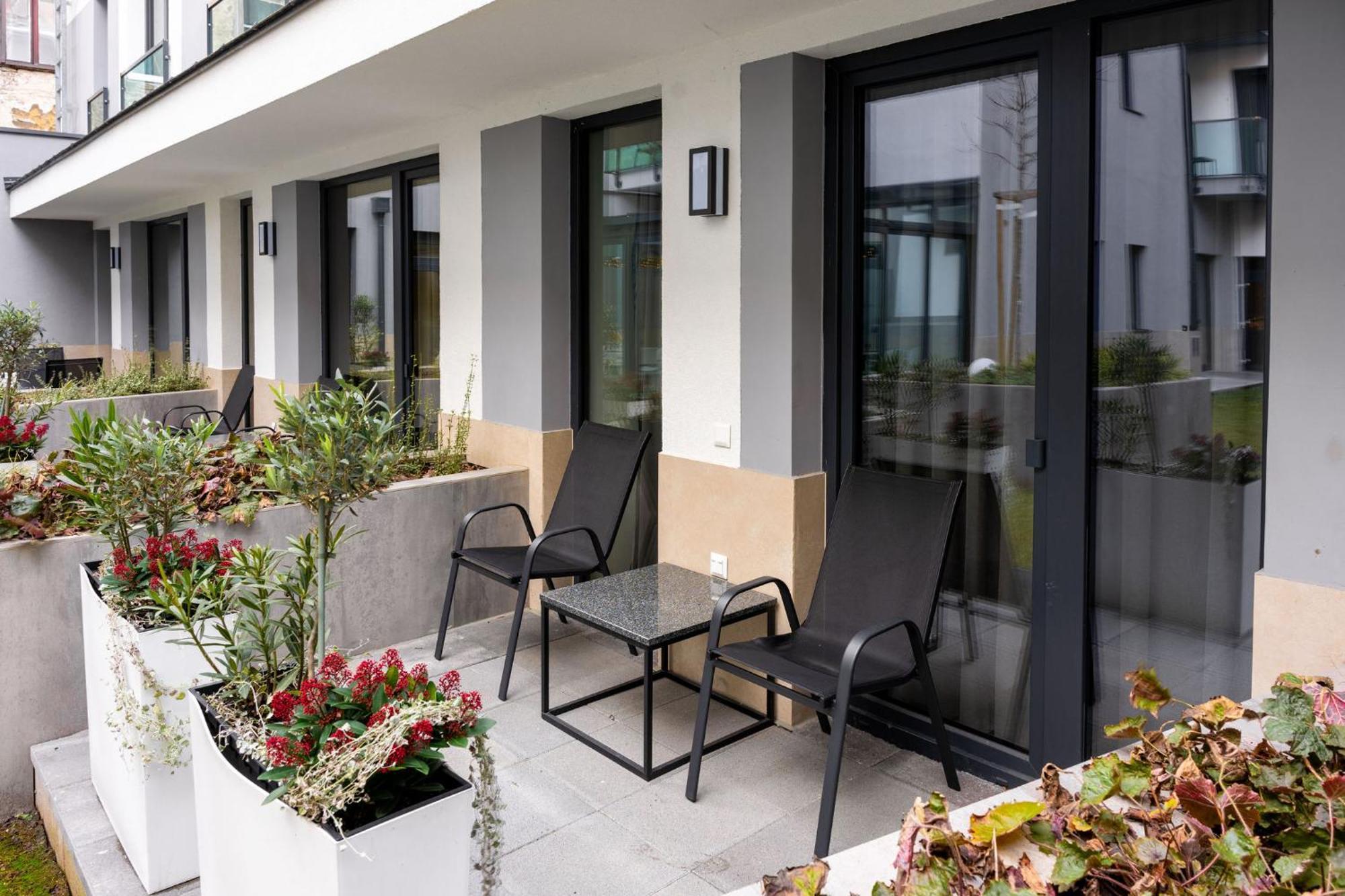 Onyx Luxury Budapest Exterior foto