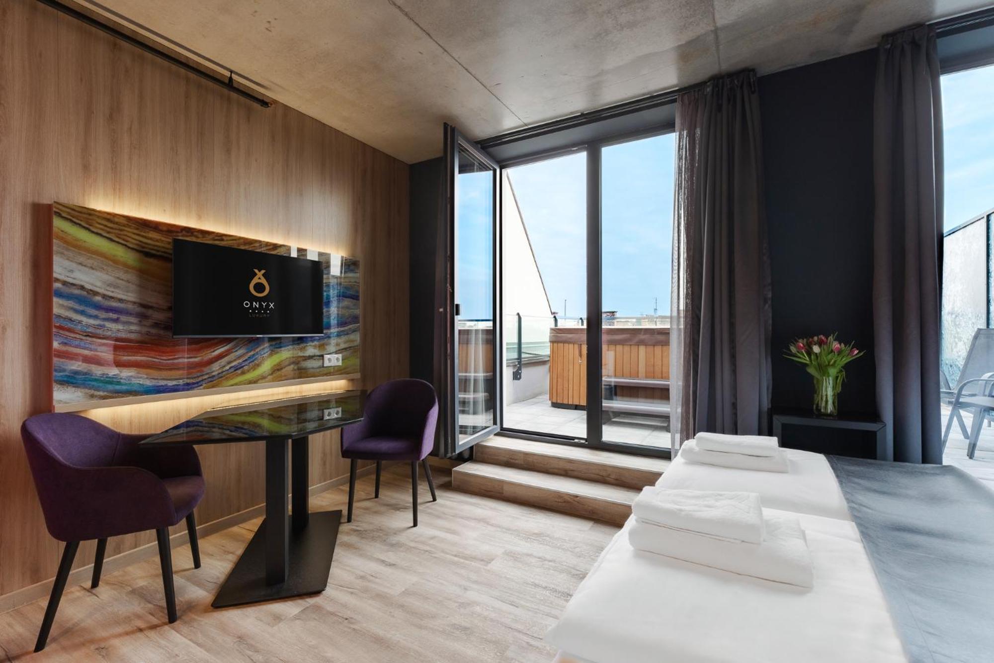 Onyx Luxury Budapest Exterior foto